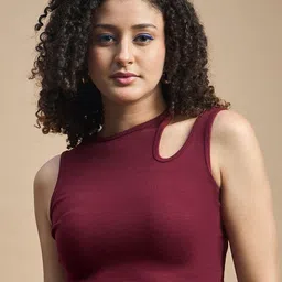 The Roadster Lifestyle Co. Maroon Sleeveless Cut-Out Crop Top-picture-53