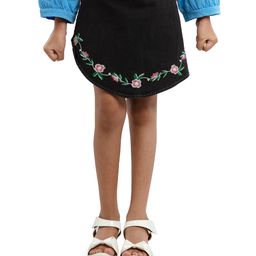 Under Fourteen Only Floral Embroidered Skirt - Black-picture-18