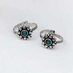 Teejh Ethnic Miraya Green Stone Silver Oxidized Toe Rings for Women-image-16