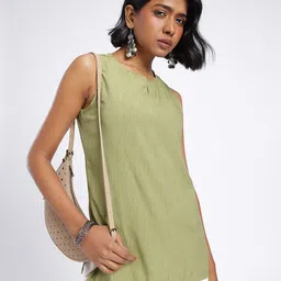 Anouk Rustic Striped Straight Sleeveless Kurti-image-37