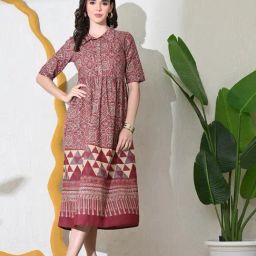 DECKEDUP Maroon Cotton Printed Short Sleeves Dress-image-68