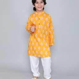 The Magic Wand Full Sleeves Ikat Design Motif Printed Kurta Set -  Yellow-image-42