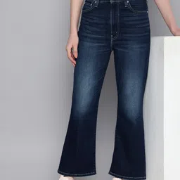 Levis Women Ribcage Cropped Bootcut Light Fade Stretchable Jeans-picture-29