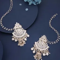 Anouk Gold-Plated Kundan Studded & Pearls Beaded Dome Shaped Jhumkas With Ear Chain-picture-18
