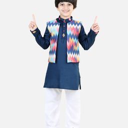 Kinder Kids Full Sleeves Solid Kurta & Pajama With Jacquard Abstract Printed Jacket - Blue-image-2
