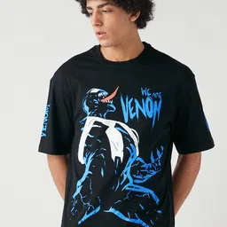 Bewakoof Men Venom Graphic Printed Round Neck Cotton Oversized T-shirt-image-79