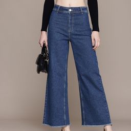 MANGO Women Loose Fit High-Rise Light Fade Stretchable Jeans-picture-27
