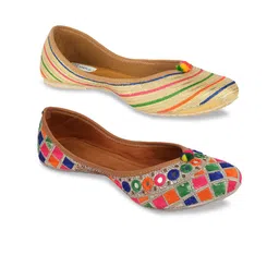 DESI COLOUR Women Pack Of 2 Beige Embellished Mojaris Flats-image-22