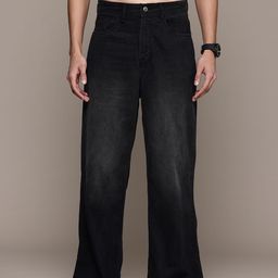 Roadster Men Loose Bootcut Light Fade Jeans-image-82