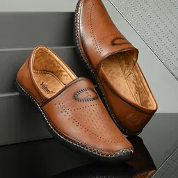 Vellinto Men Slip-On Perforations Mojaris-25