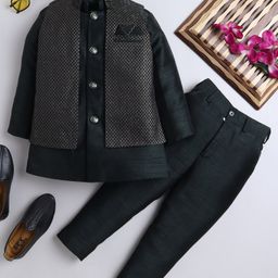Ahhaaaa Silk Blend Full Sleeves Solid Kurta Pyjama With Embellished Sherwani Set - Green-image-50