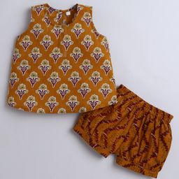 The Magic Wand Cotton Sleeveless Floral Printed Top & Shorts Set - Mustard-image-73