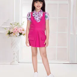 TINY BABY Linen Woven Solid Dungaree With Half Sleeves Floral Printed Top - Pink-picture-12