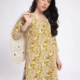 Anouk Rustic Floral Printed V-Neck Straight Kurta-image-54