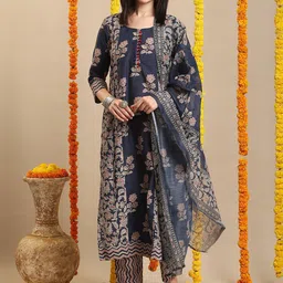 GoSriKi Women Floral Printed Regular Kurta with Trousers & With Dupatta-picture-29