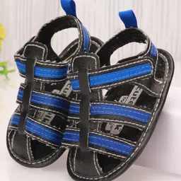 Cute Walk by Babyhug Booties - Black Blue-picture-17