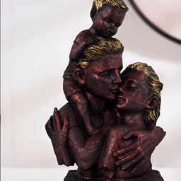Zart Red Idol Showpiece-picture-40