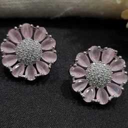 DENICRAAS Contemporary Studs Earrings-image-64