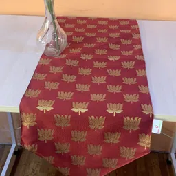 Pink Parrot Red Printed Jacquard Silk Table Runner With Tassels-16