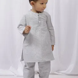 TJORI Boys Striped Round Neck Pure Cotton Straight Kurta With Pyjamas-44