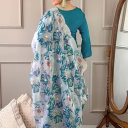 CANBIA Embroidered Thread Work Regular Kurta with Trousers & Dupatta image 4