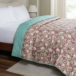 MASPAR Red & Green Floral Printed 115 GSM AC Room Cotton Single Bed Quilt-10
