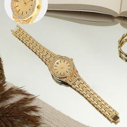 HAUTE SAUCE by Campus Sutra Women Embellished Dial & Stainless Steel Bracelet Style Straps Analogue Watch-15