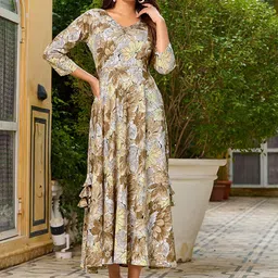 SHOPGARB Floral Printed Fit and Flare Midi Dress-image-12
