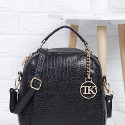 Teakwood Leathers Textured Non Padded Backpack-15