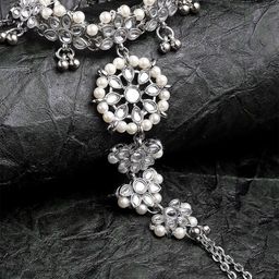 KARATCART Women Silver-Toned Kundan Oxidised Silver-Plated Hathphool Ring Bracelet-image-72