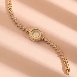 HAUTE SAUCE by Campus Sutra Women Embellished Stainless Steel Bracelet Style Watch-22