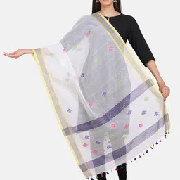 THE WEAVE TRAVELLER Women White Woven Design-picture-23