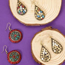 Yellow Chimes Set Of 3 Gold-Toned & Blue Teardrop Shaped Drop Earrings-89