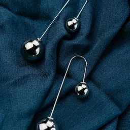 PRIVIU Rhodium-Plated Artificial Beaded Quirky Drop Earrings-21