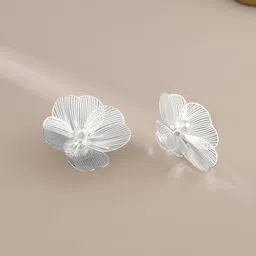 VAGHBHATT Silver-Plated Stainless Steel Artificial Beads Beaded Floral Studs-33