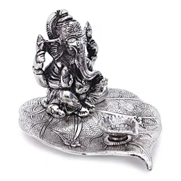 INTERNATIONAL GIFT Silver toned Religious Leaf Ganesh Idol With Red Velvet Box Showpiece-image-135