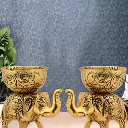 INTERNATIONAL GIFT Gold Toned Birds & Animals Elephant With Bowl Metal Showpiece-image-94