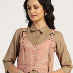 LELA Abstract Printed Printed Sleeveless Cotton Crop Button Shrug-3