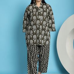 TAG 7 Plus Size Floral Printed Mandarin Collar Pure Cotton Tunic With Trousers-image-23