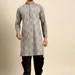 Amodh by Kisah Men Grey Floral Printed Kurta with Dhoti Pants-22