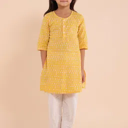 Sangria Girls Floral Printed Regular Pure Cotton Kurta with Trousers-picture-12