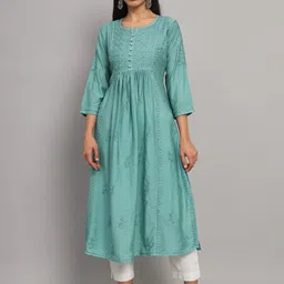 PARAMOUNT CHIKAN Floral Embroidered Chikankari A-Line Pleated Kurta-picture-17
