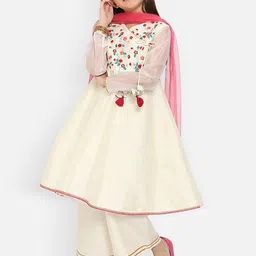 Nauti Nati Girls Floral Embroidered Angrakha Thread Work Kurta With Trousers & Dupatta-image-67