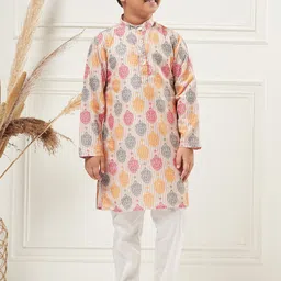Stylo Bug Boys Ethnic Motifs Printed Regular Kurta with Trousers-25
