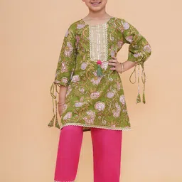 Modish Couture Girls Floral Printed Zari A-Line Kurta With Palazzos-image-4