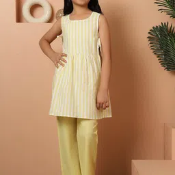 NEUDIS Girls Striped Regular Pure Cotton Kurti With Trousers And Camisole-picture-9