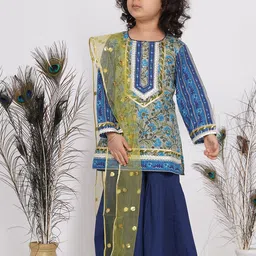 Little Bansi Girls Multicoloured Ethnic Motifs Embroidered Layered Pure Cotton Kurta Set-picture-23