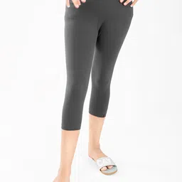 indian flower Girls Grey Solid Three-Fourth Length Leggings-image-91