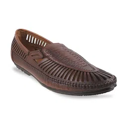 Metro Men Brown Ethnic Leather Comfort Sandals-image-95