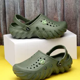 ASIAN Men Textured Clogs-15
